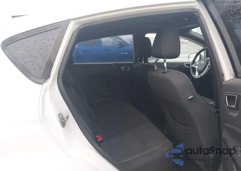 2016 Ford Fiesta St z USA, uszkodzony, nr VIN 3FADP4GX0GM185929